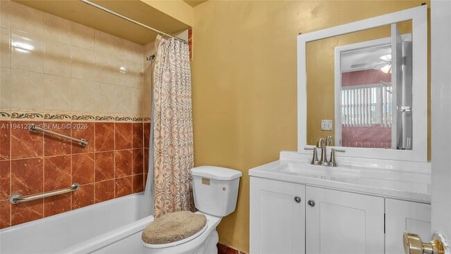 Building Photo - 5041 W Oakland Park Blvd