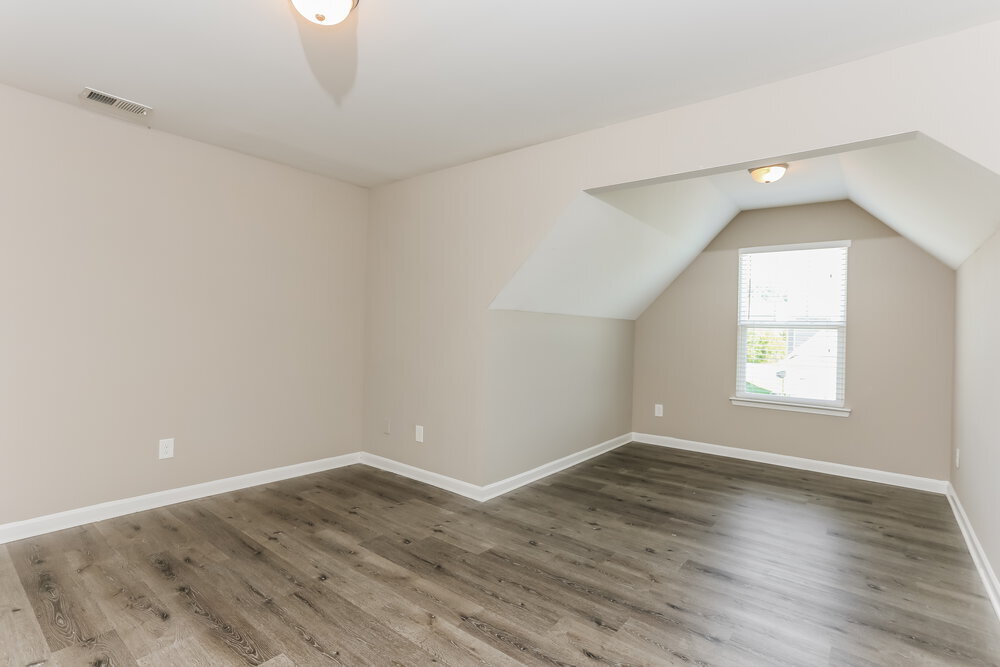 Building Photo - 634 Fieldcrest Dr