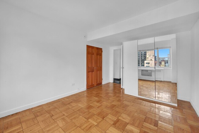 Building Photo - East 46th Street