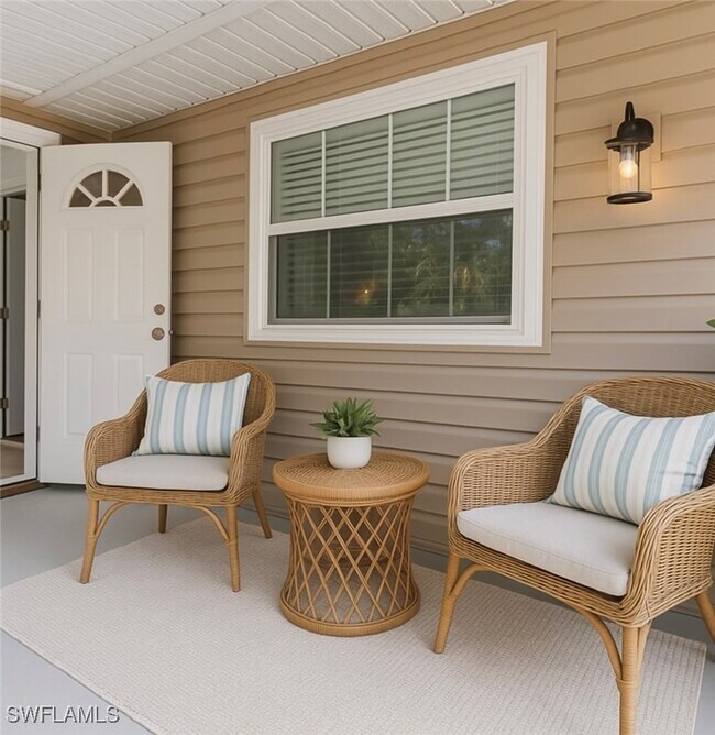 Building Photo - 1881 Danford St