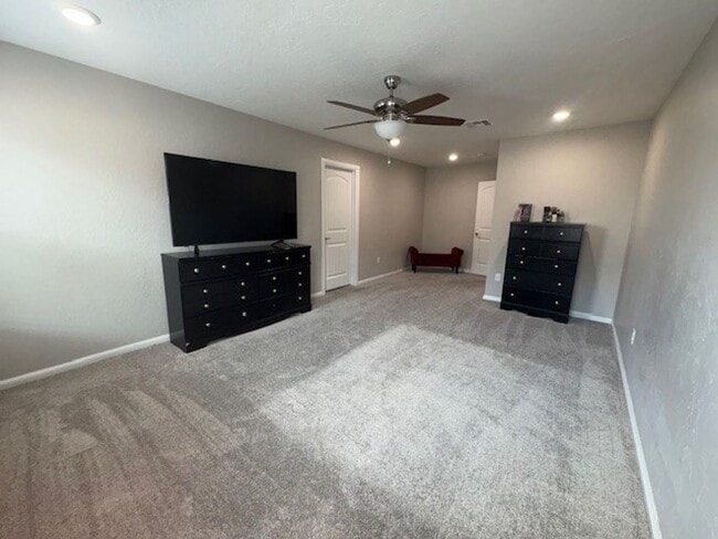 Building Photo - Great home located in Cache, OK. Mountain ...