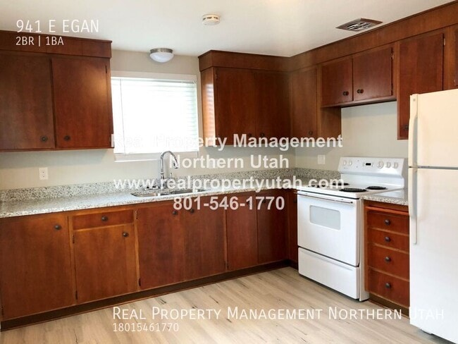 Building Photo - 941 E EGAN-
