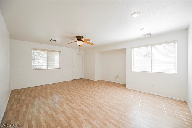 Building Photo - 9996 Alder Springs Ct