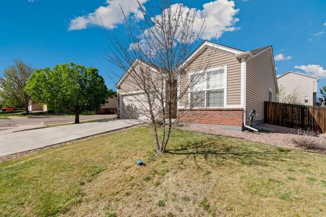 Building Photo - 8703 Silver Glen Dr