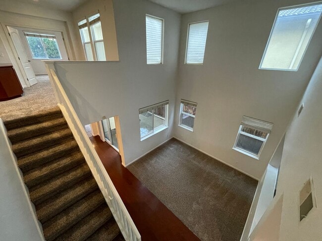 Building Photo - 1513 Sturm Dr