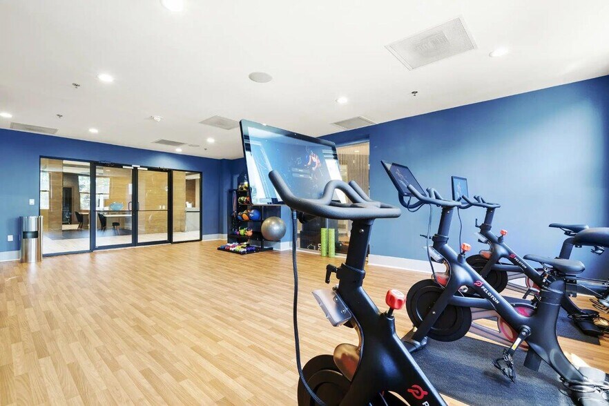 Building Photo - 795 Hammond Dr