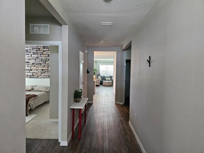 Building Photo - 32650 Osprey Peak Wy