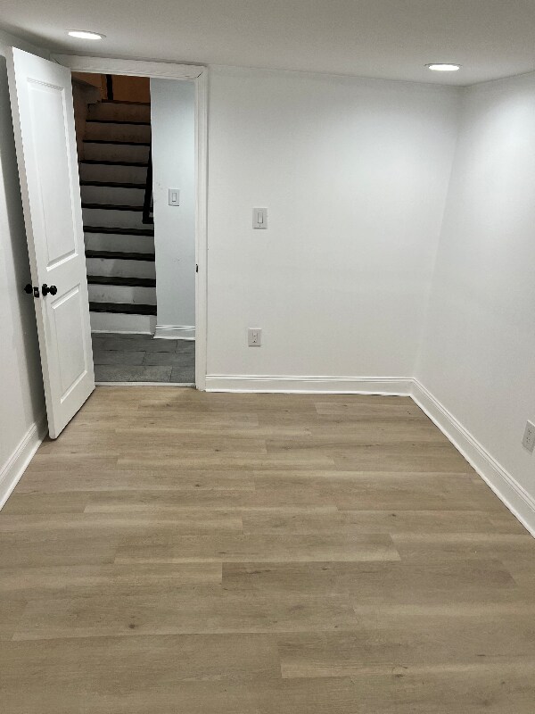 Building Photo - 2512 W Oxford St