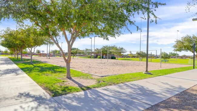 Building Photo - Serene 3-Bedroom 2-Bath 3 Car Garage Retre...