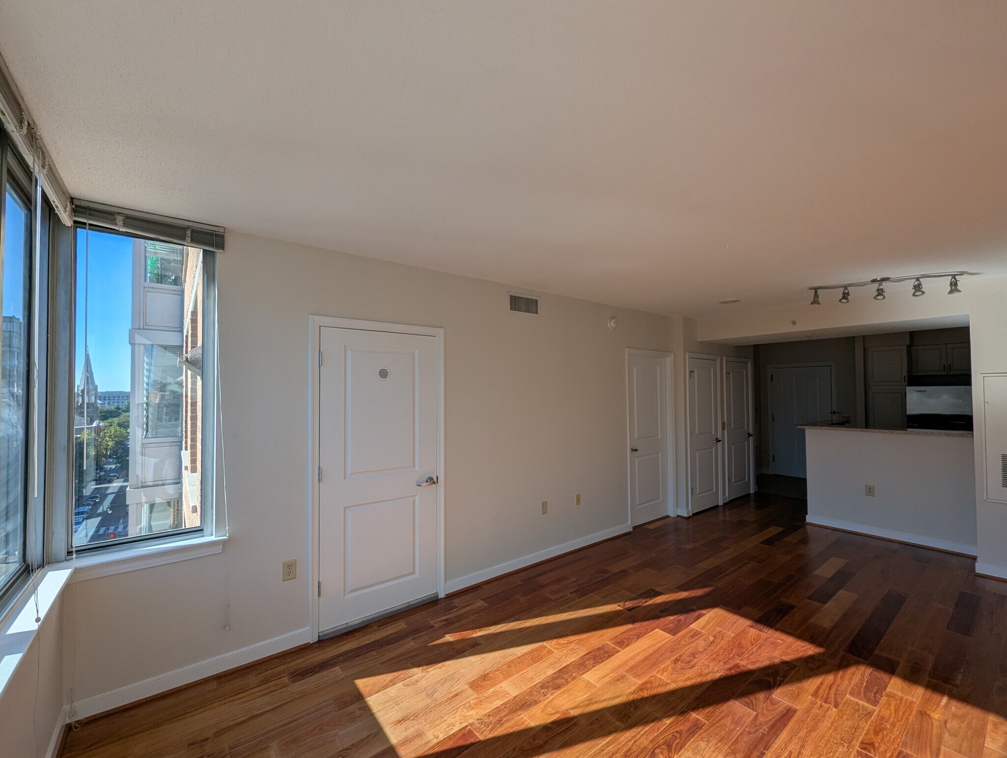 Living-room - 555 Massachusetts Ave NW