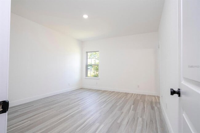 Building Photo - 3211 SW 128th Street Rd