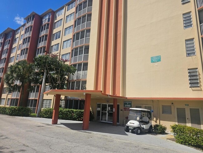 Building Photo - 1780 NE 191st St