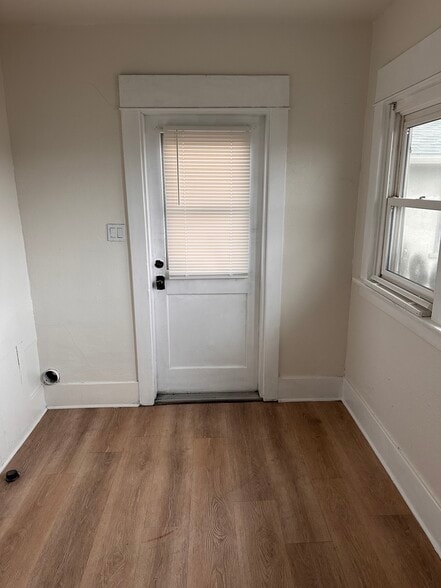 Building Photo - 815 Lime Ave