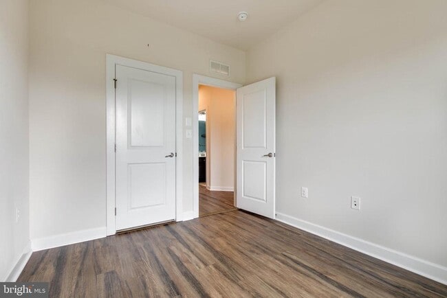 Building Photo - 7656 Telamon Wy