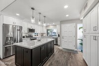 Building Photo - 7340 N Vía Camello Del Norte