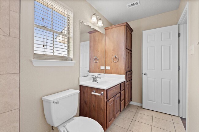 Building Photo - 113 Gregory Cove