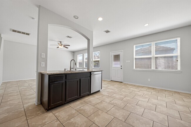 Building Photo - 1326 Seagler Pond Ln