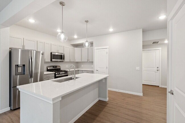 Building Photo - 5497 Carvel Grove