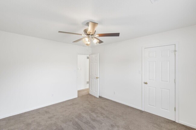 Building Photo - 5003 Betty Jean Way