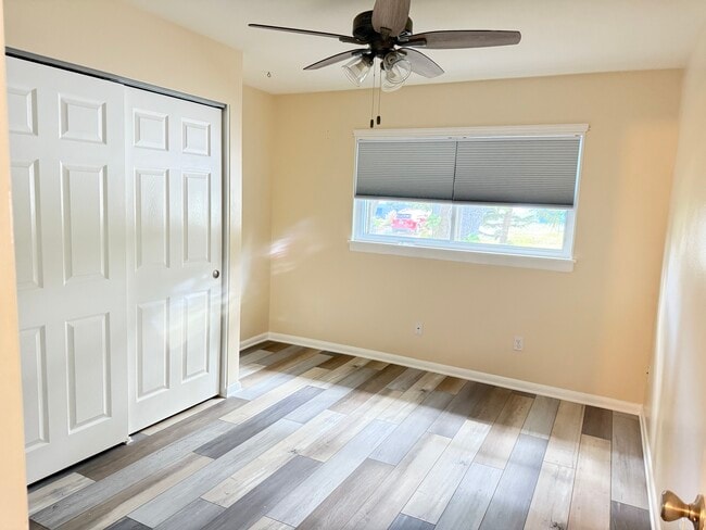 Building Photo - 602 8th St