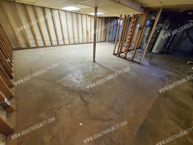 Building Photo - Beautiful 3 Bed/1 Bath Home in KCMO-Coming SOON!!