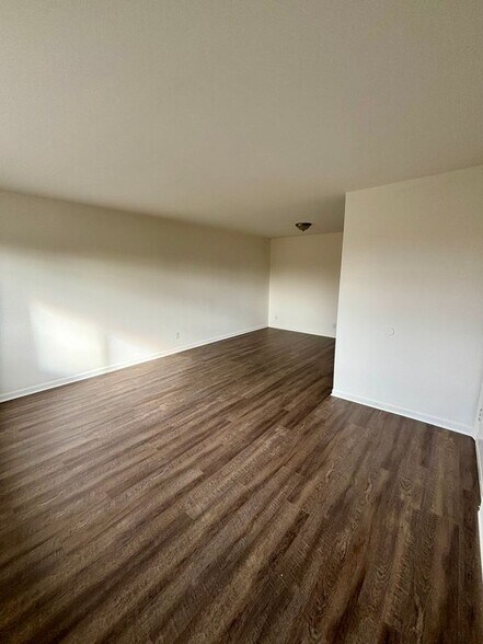 Building Photo - 776 Millersport Hwy