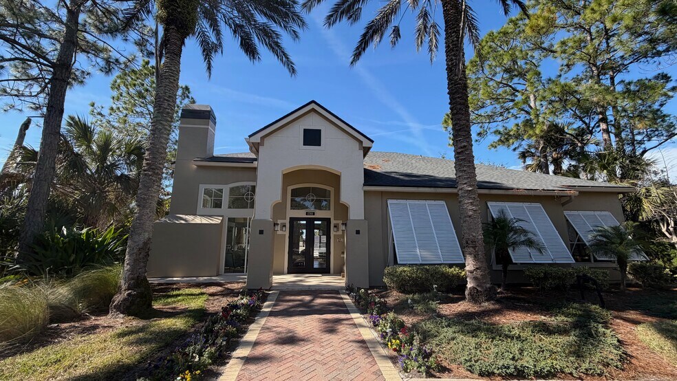 Clubhouse - 1701 The Greens Way