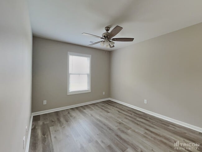 Building Photo - 100 Schroer Rd
