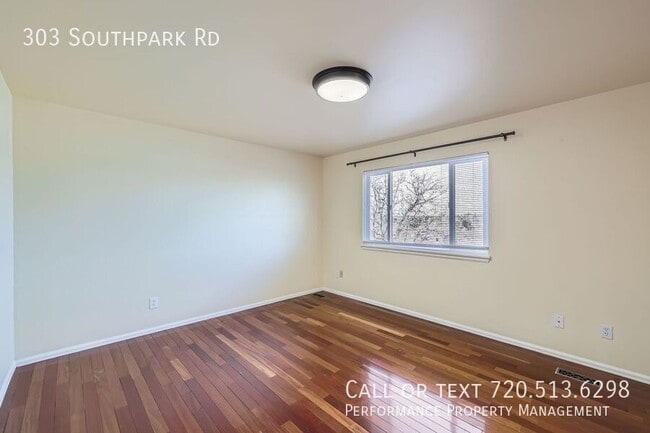 Building Photo - 303 Southpark Rd