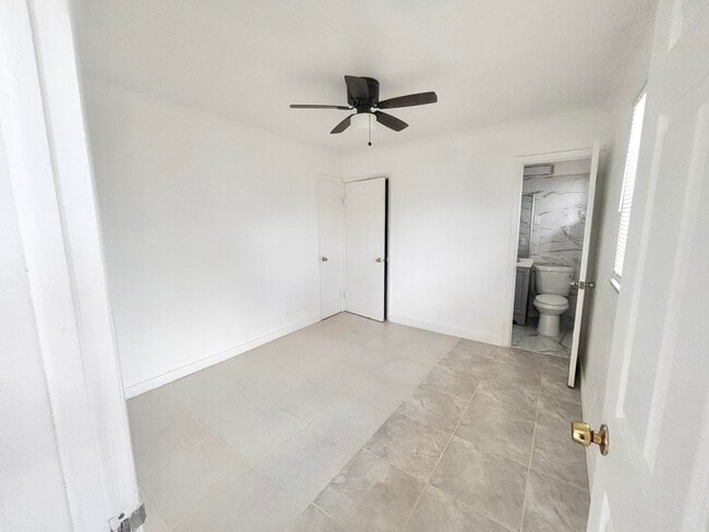 Building Photo - 531 C St