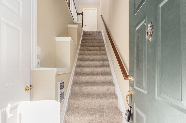 Building Photo - 4226 Colister Dr