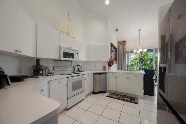 Building Photo - 4677 Carlton Golf Dr