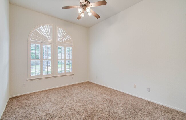 Building Photo - 4106 Angel Springs Dr