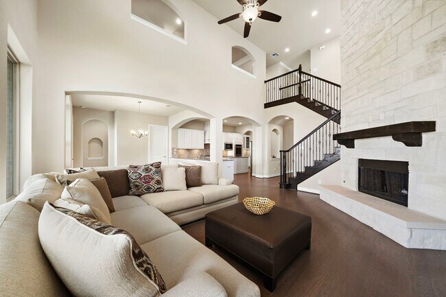 Building Photo - 8530 San Juanico St