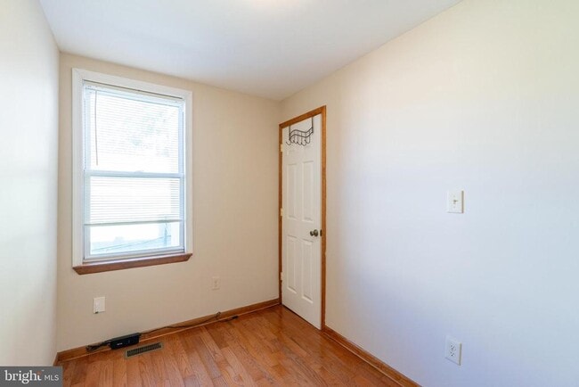 Building Photo - 2820 S Smedley St