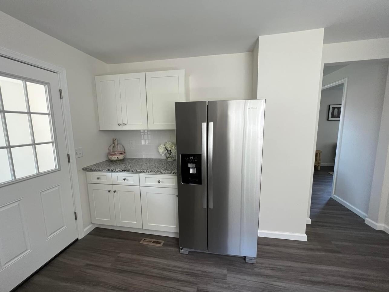 Building Photo - 17 Heather St