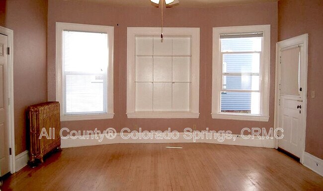 Building Photo - 815 N Nevada Ave