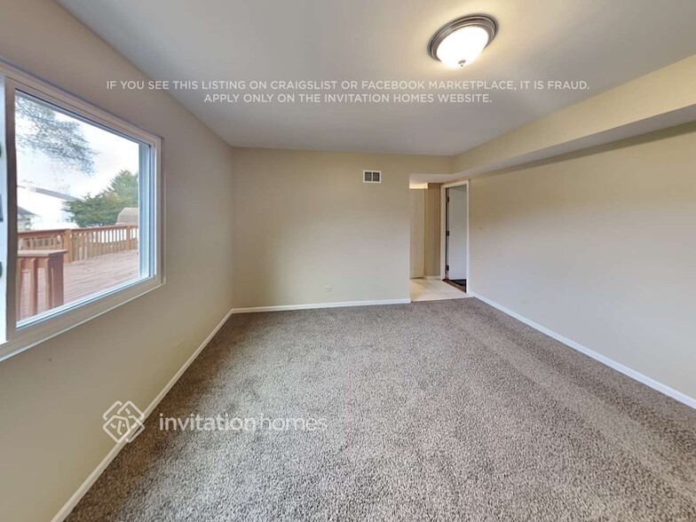 Building Photo - 688 Packard Dr
