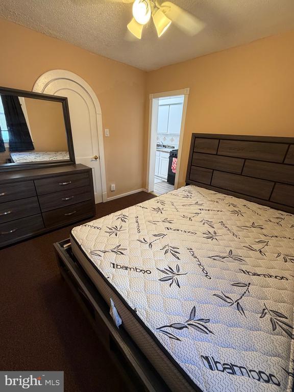 Building Photo - 7245 Radbourne Rd