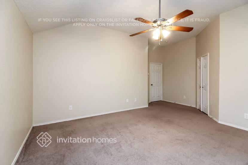 Building Photo - 817 Longleaf Dr