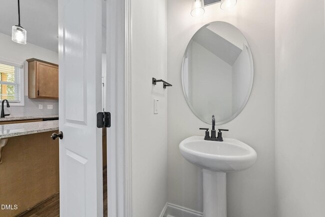 Building Photo - 360 Maidenhair Pl