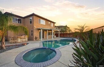 Building Photo - 29056 Barcelona Ct