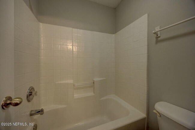 Building Photo - 14014 Summer Breeze Dr