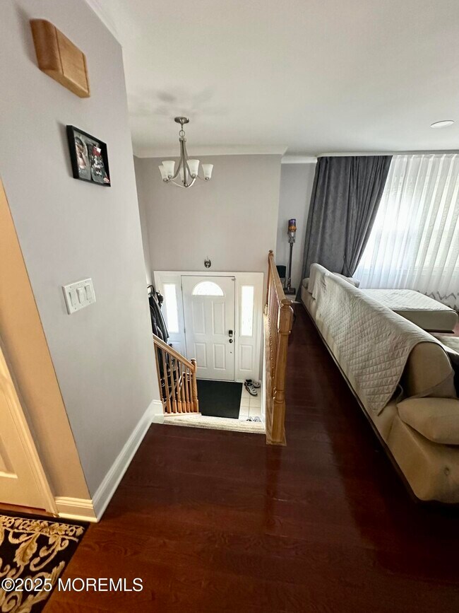 Building Photo - 15 Bristlecone Dr