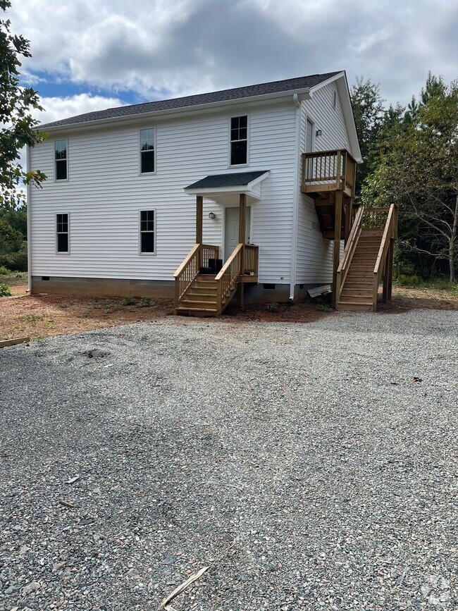 Building Photo - 3 bedroom apartment in Cumberland, VA