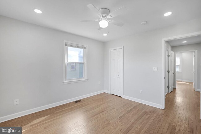 Building Photo - 4707 Tuckerman St