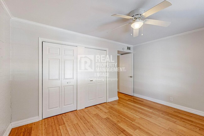 Building Photo - Updated 2-Bedroom Condo for Rent in Prime ...