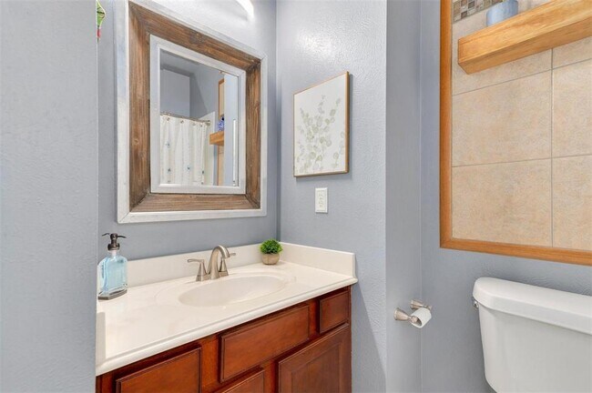 Building Photo - 21731 Sierra Long Dr