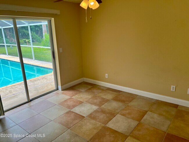 Building Photo - 2372 Windham Dr