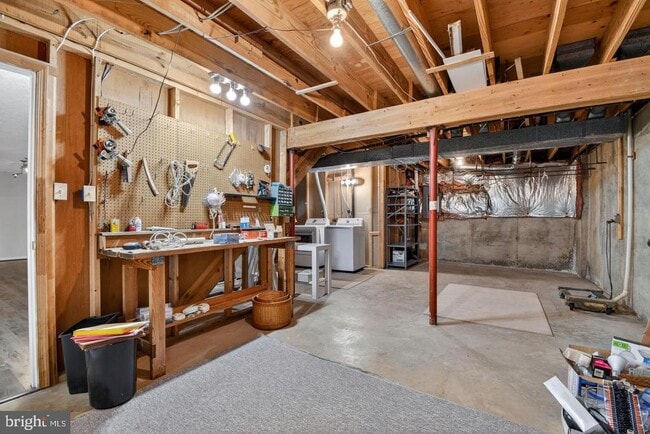 Building Photo - 1302 Clayborne House Ct